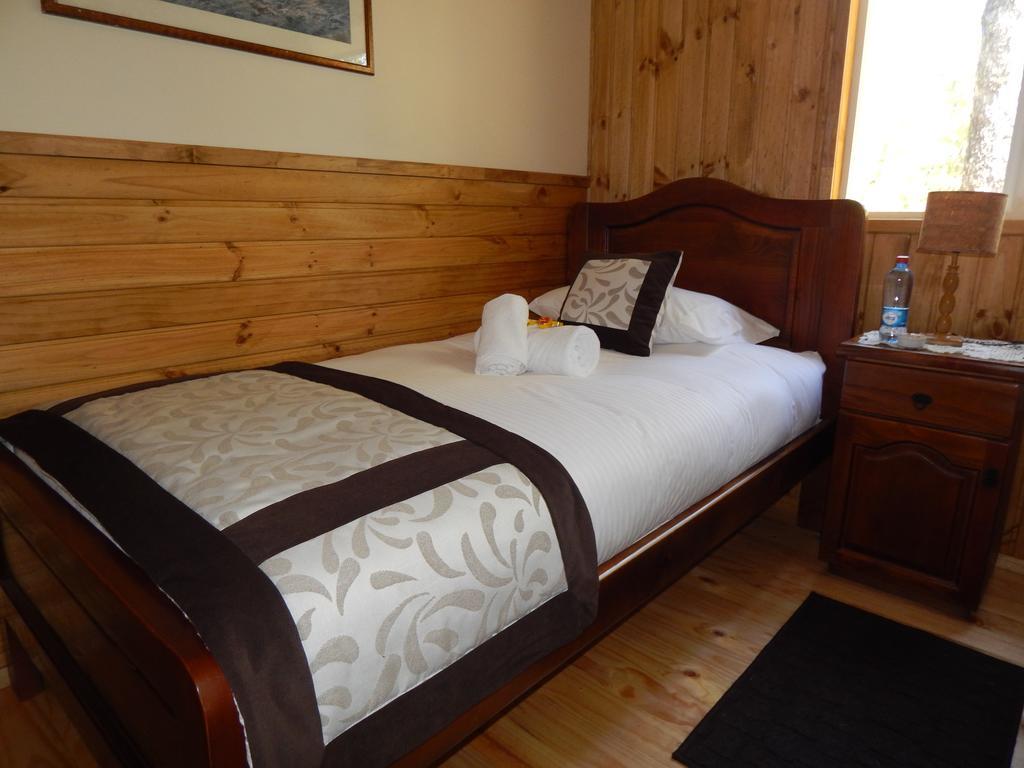 Cabanas Nutrias Patagonicas Puelo River Экстерьер фото