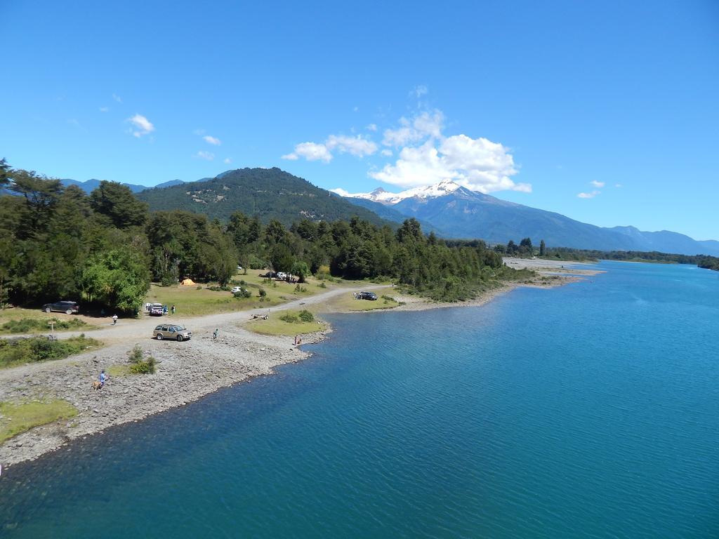 Cabanas Nutrias Patagonicas Puelo River Экстерьер фото