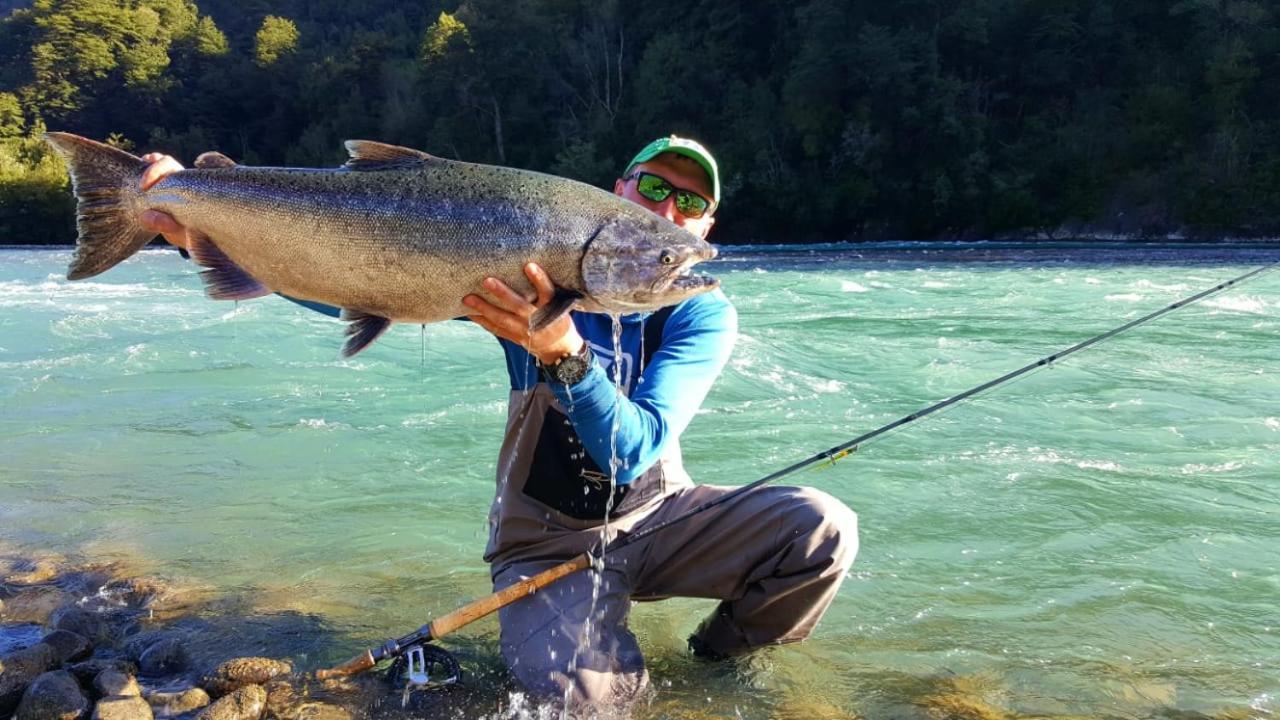 Cabanas Nutrias Patagonicas Puelo River Экстерьер фото